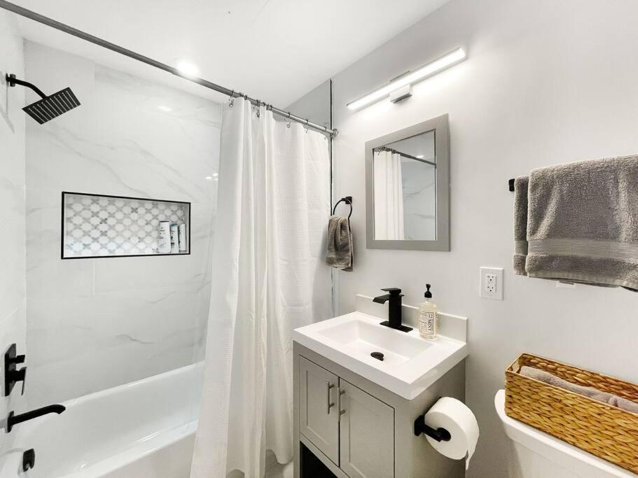 Classy Capitol Hill Apt, Steps From Dc Attraction Ουάσινγκτον Εξωτερικό φωτογραφία